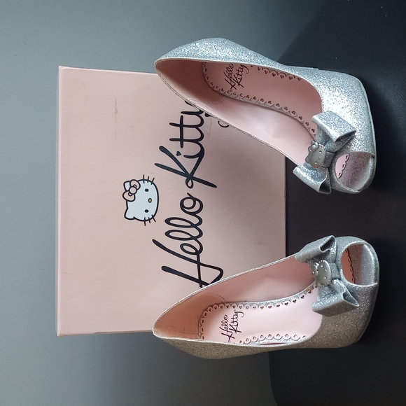 Hello Kitty Shoes - Hello Kitty Sparkle Peep-toe Heels